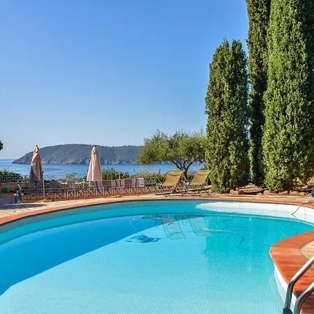 Villa Elba Offsite