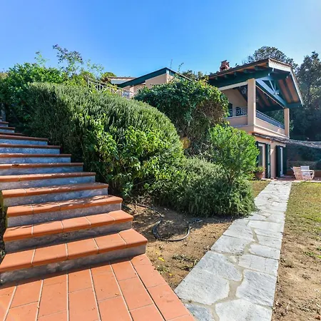 Villa Elba Offsite